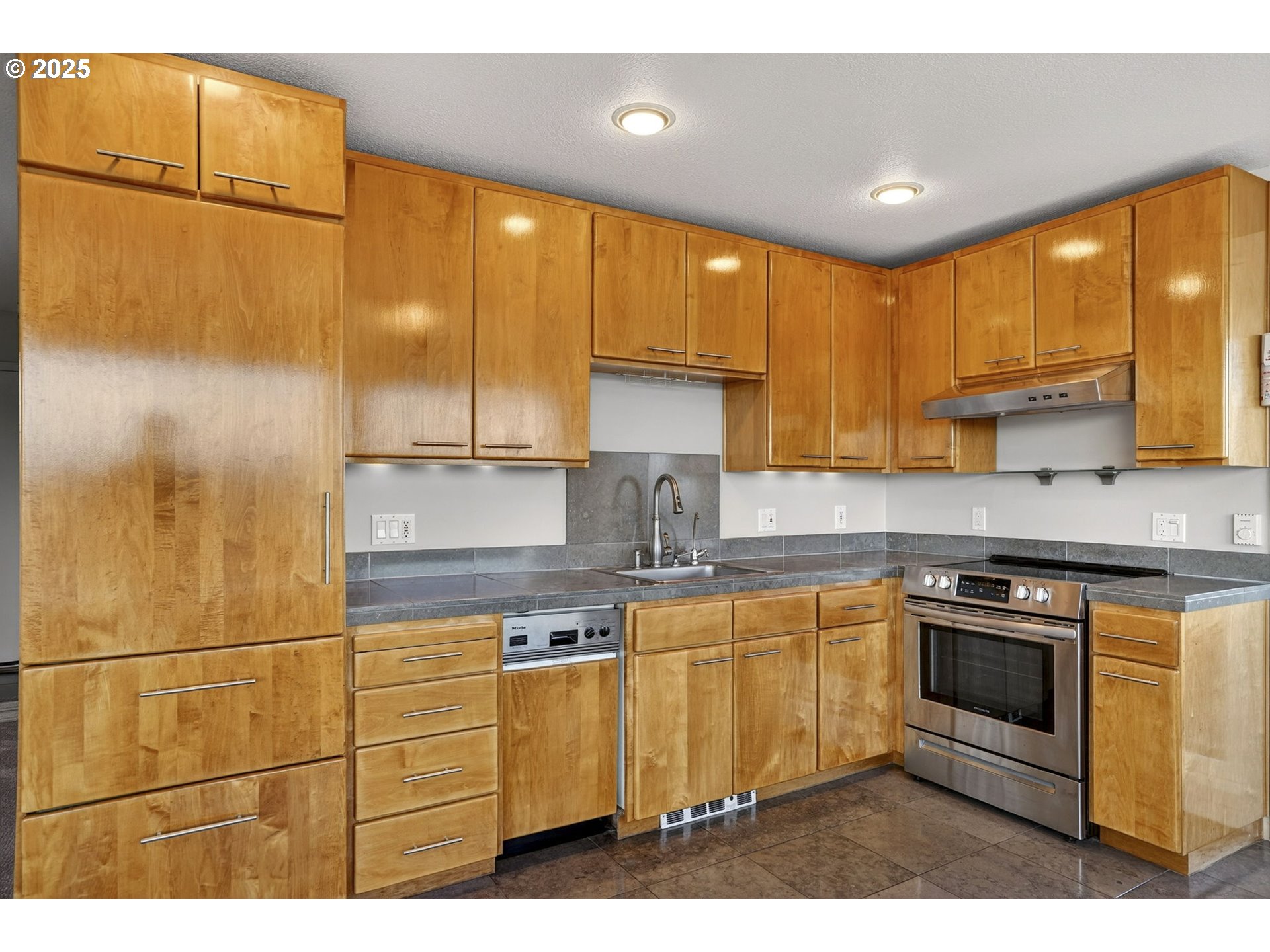 Photo #15: 190705068 Listing: Photo #15