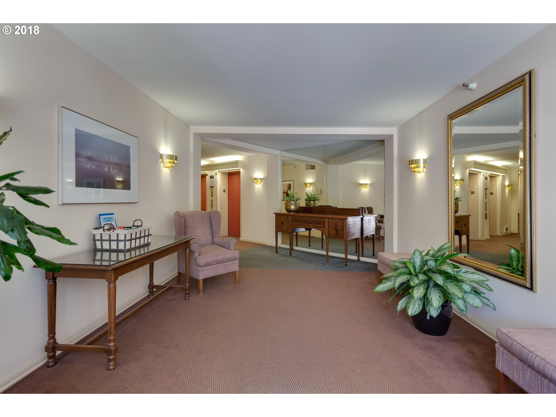 Photo #2: 19083243 Listing 