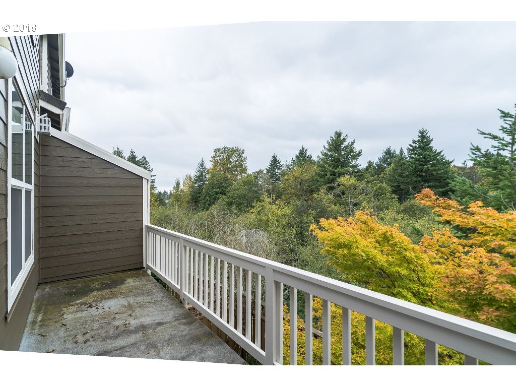 Photo #5: 19130283 Listing 