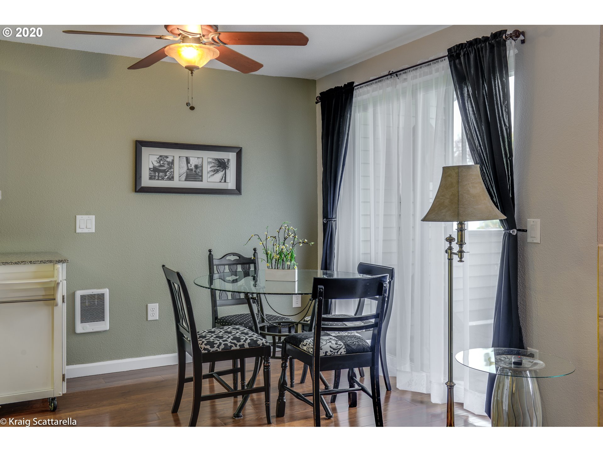 Photo #3: 19140263 Listing 