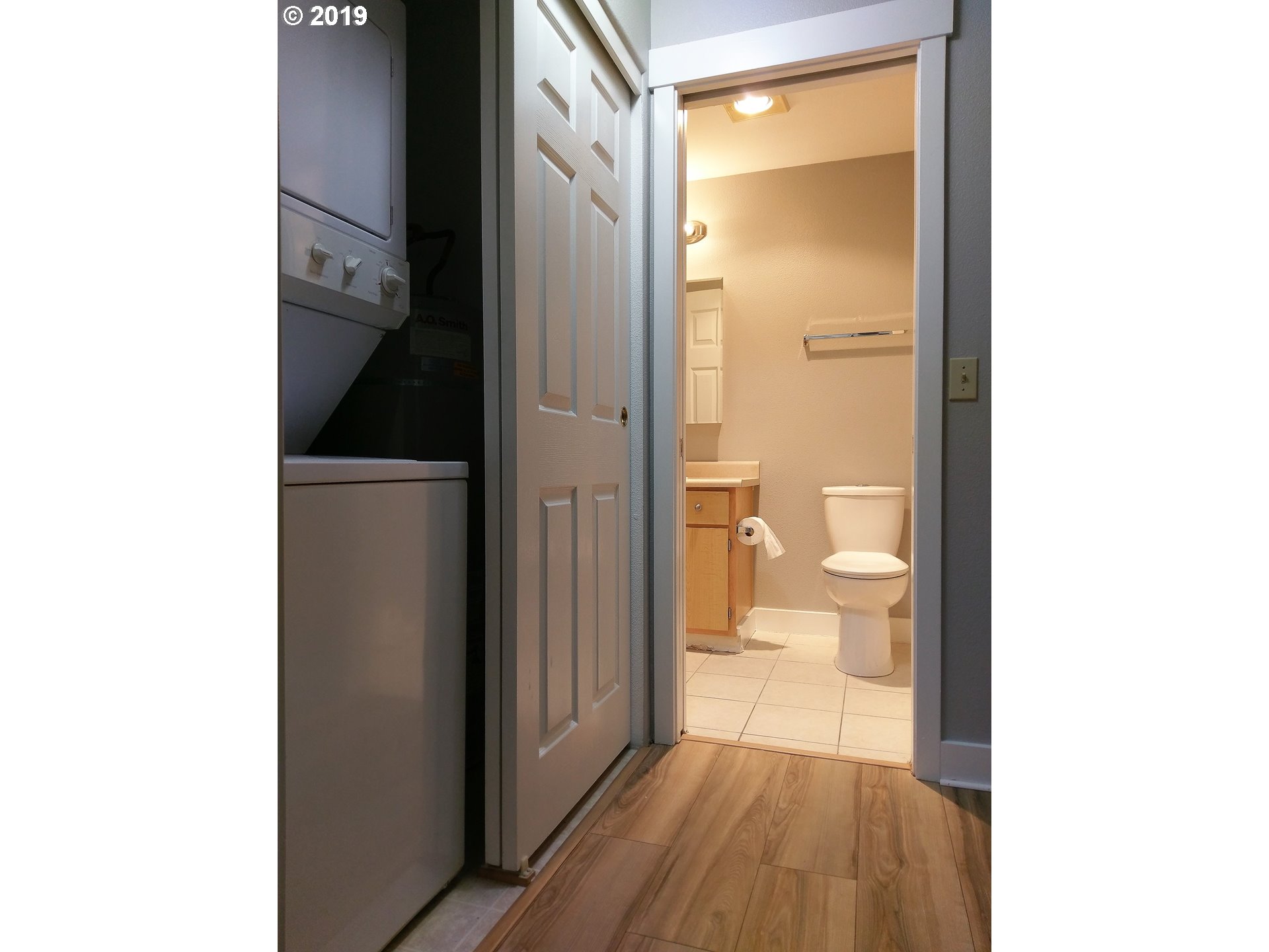 Photo #5: 19143637 Listing 