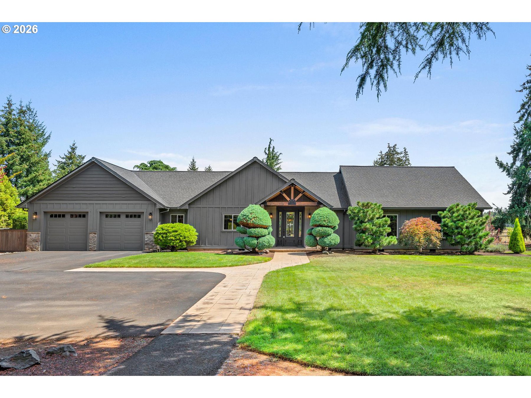 Photo of 27200 S BARLOW RD Canby OR 97013