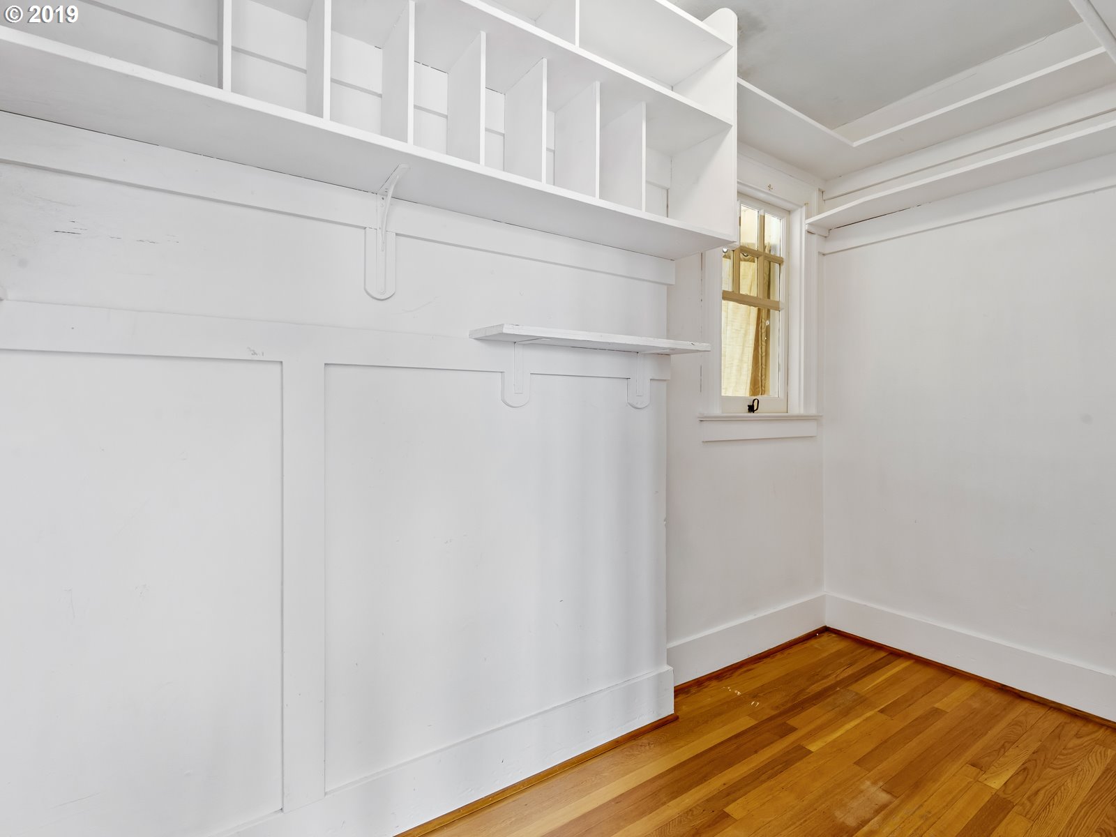 Photo #3: 19210645 Listing 