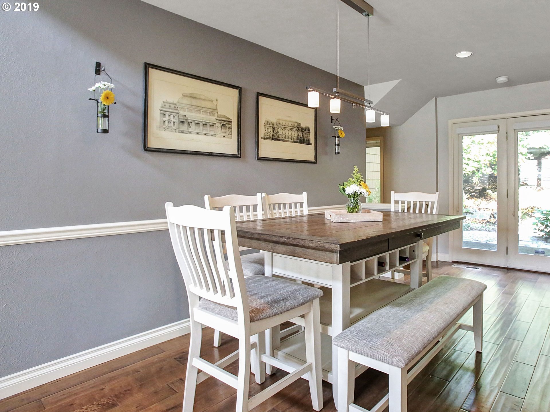 Photo #5: 19217349 Listing 