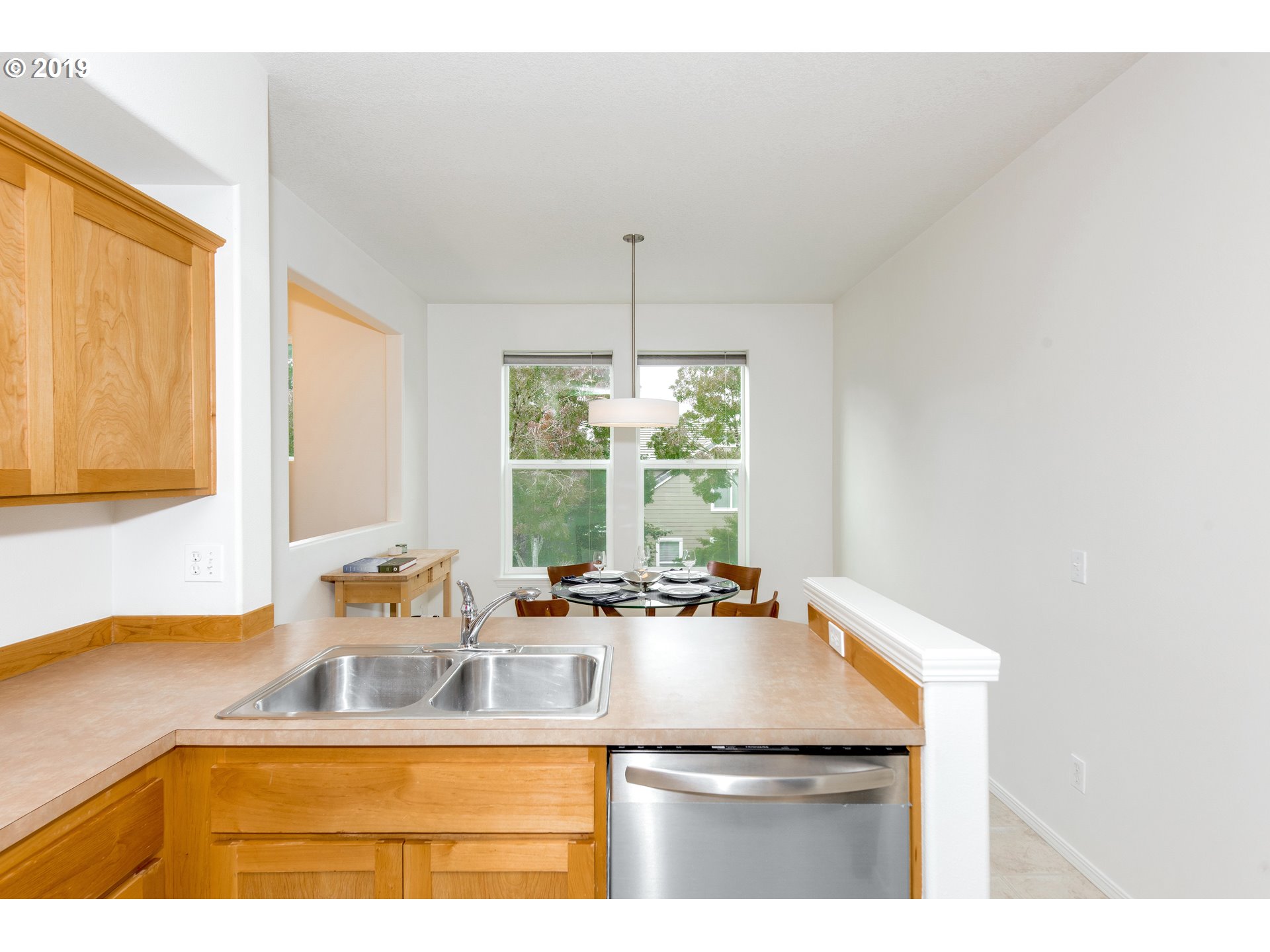 Photo #4: 19252142 Listing 