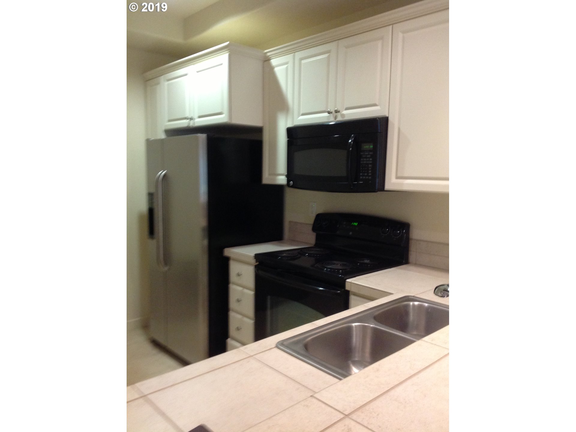 Photo #5: 19261365 Listing 