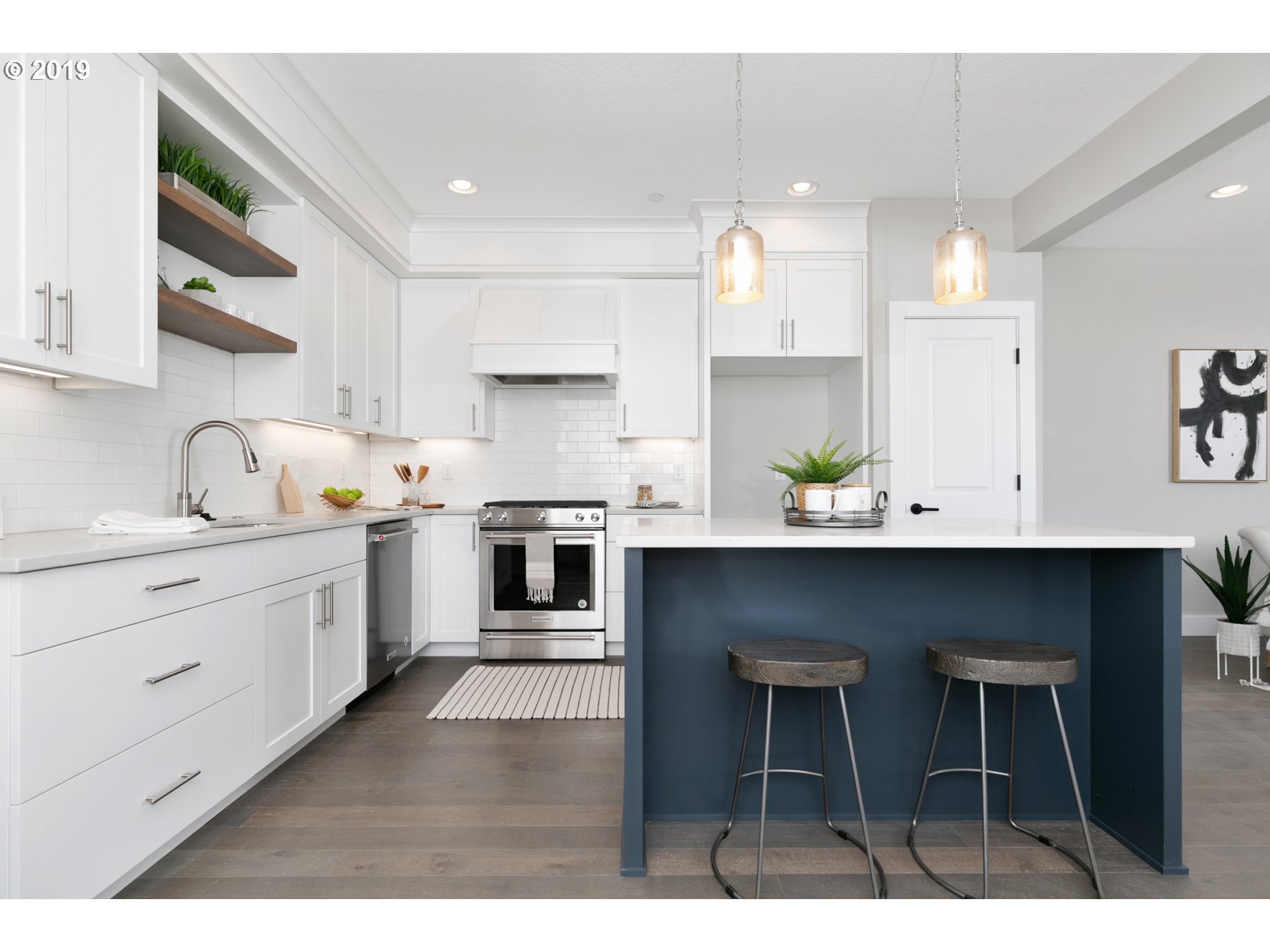 Photo #6: 19275989 Listing 