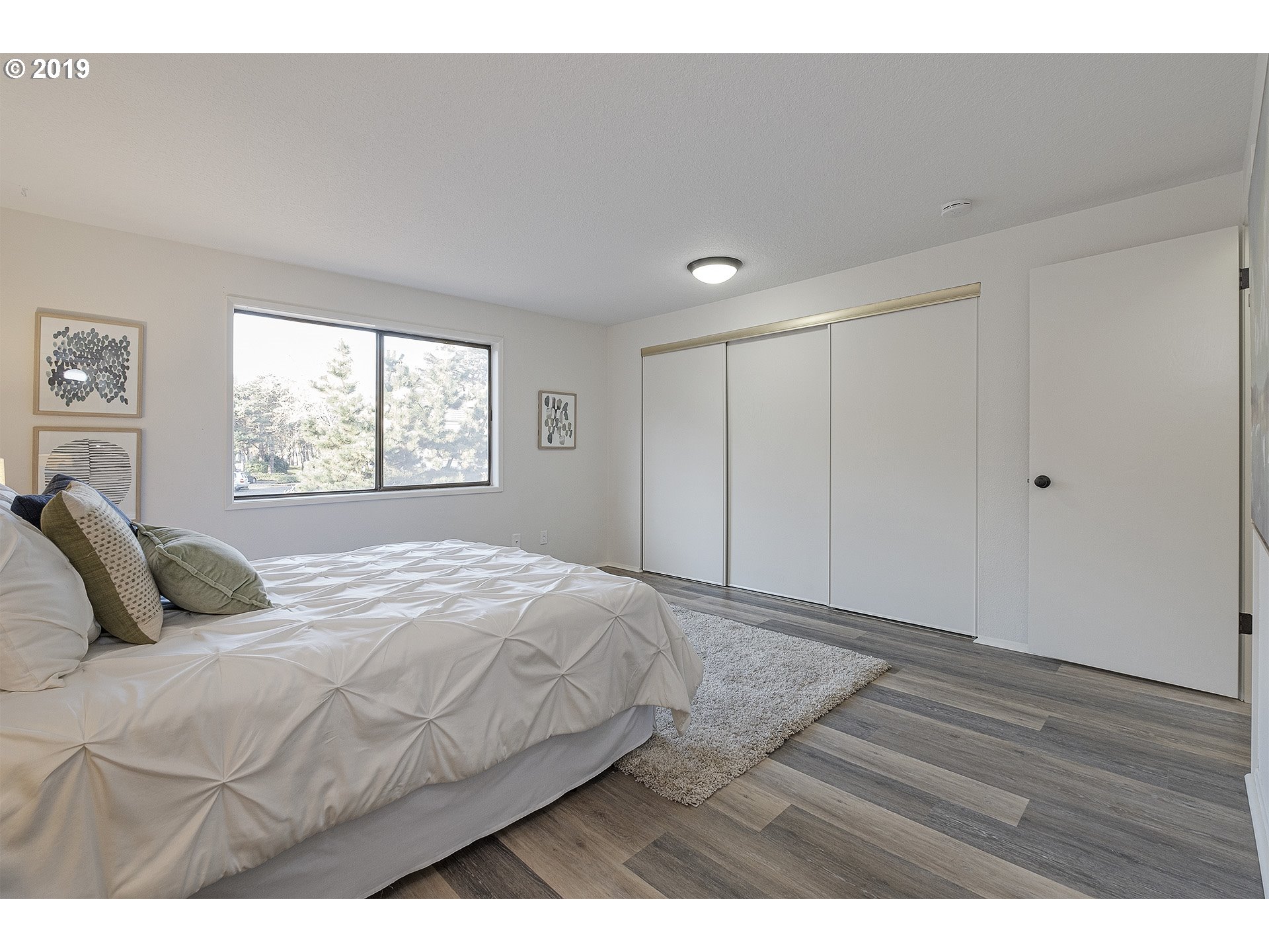 Photo #6: 19308513 Listing 