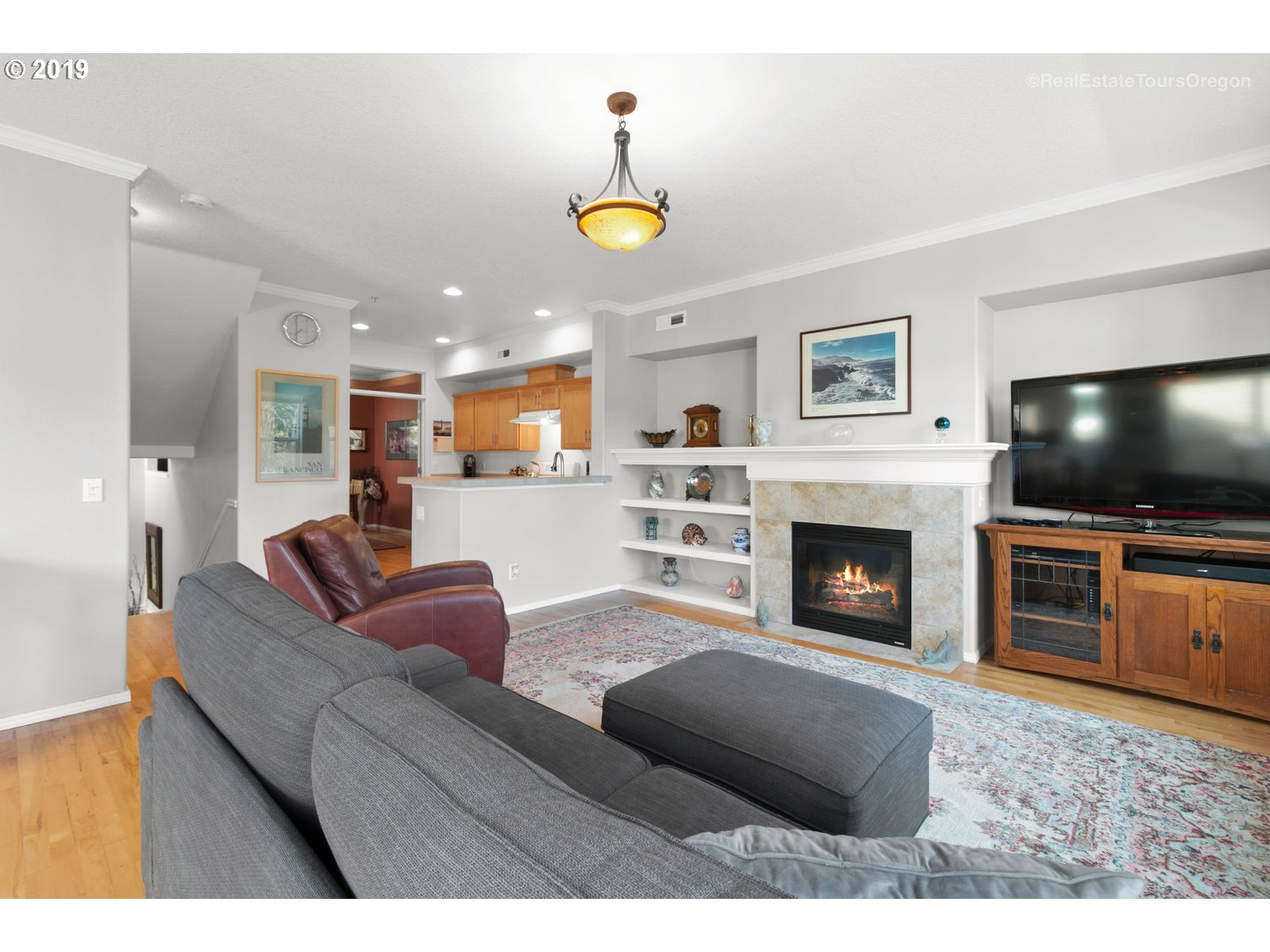 Photo #4: 19312670 Listing 
