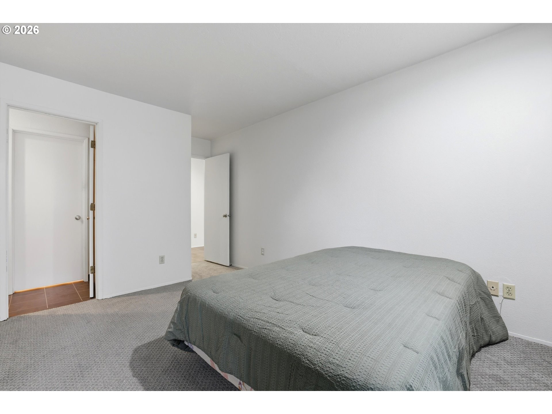 Photo #13: 193514346 Listing: Photo #13