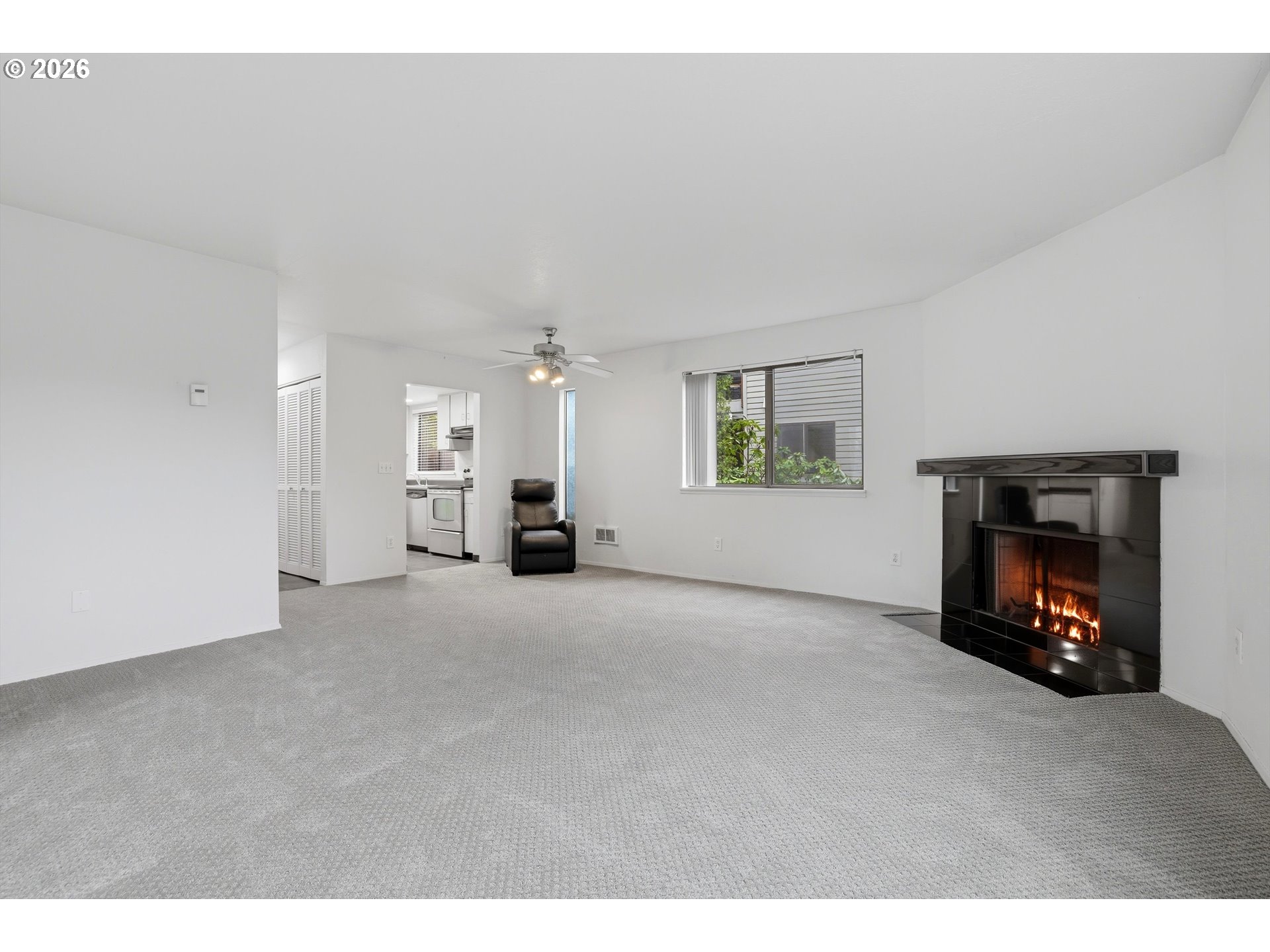 Photo #8: 193514346 Listing: Photo #8