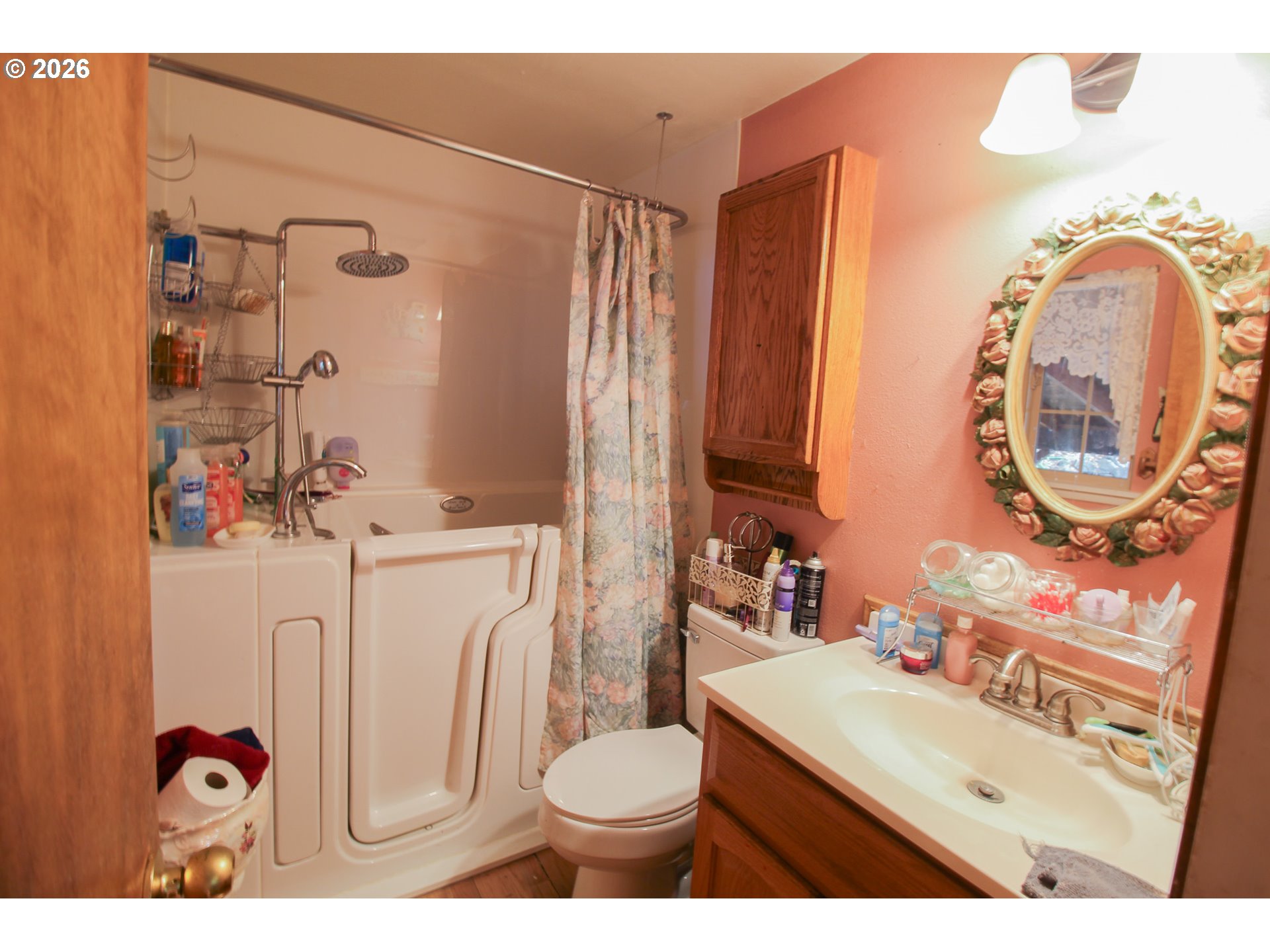 1318 NE LINCOLN ST, Roseburg, OR 97470