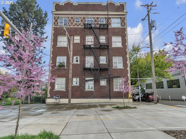 Photo #20: 193804697 Listing: Photo #20