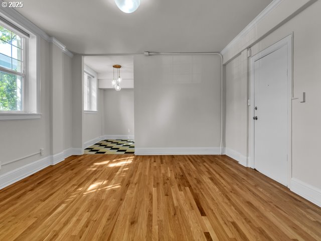 Photo #3: 193804697 Listing: Photo #3