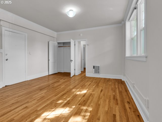 Photo #4: 193804697 Listing: Photo #4