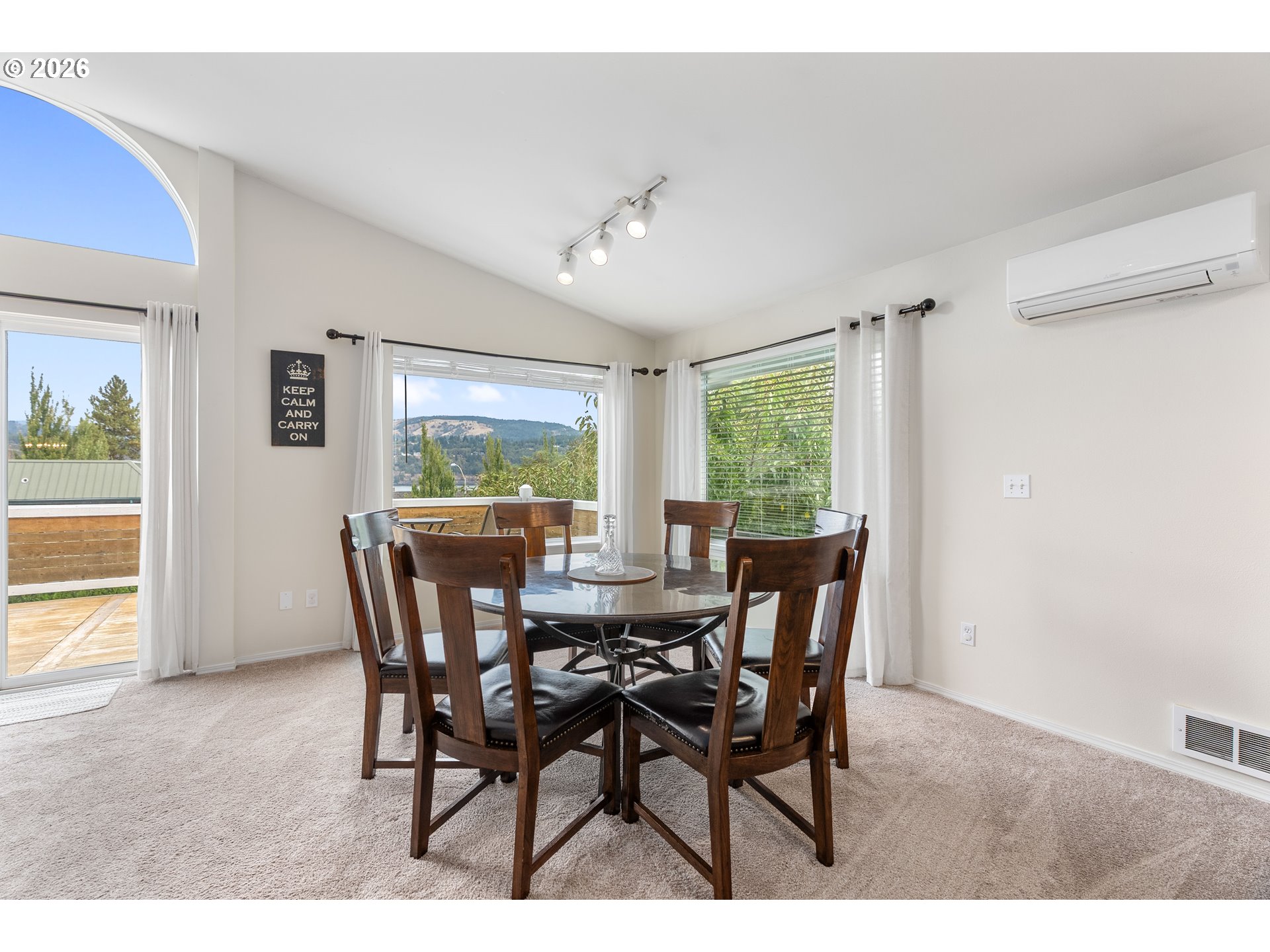 Property photo 11 of 39