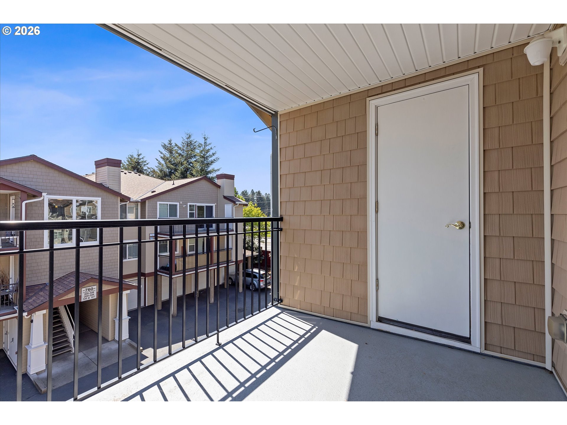 Photo #6: 194114680 Listing: Photo #6