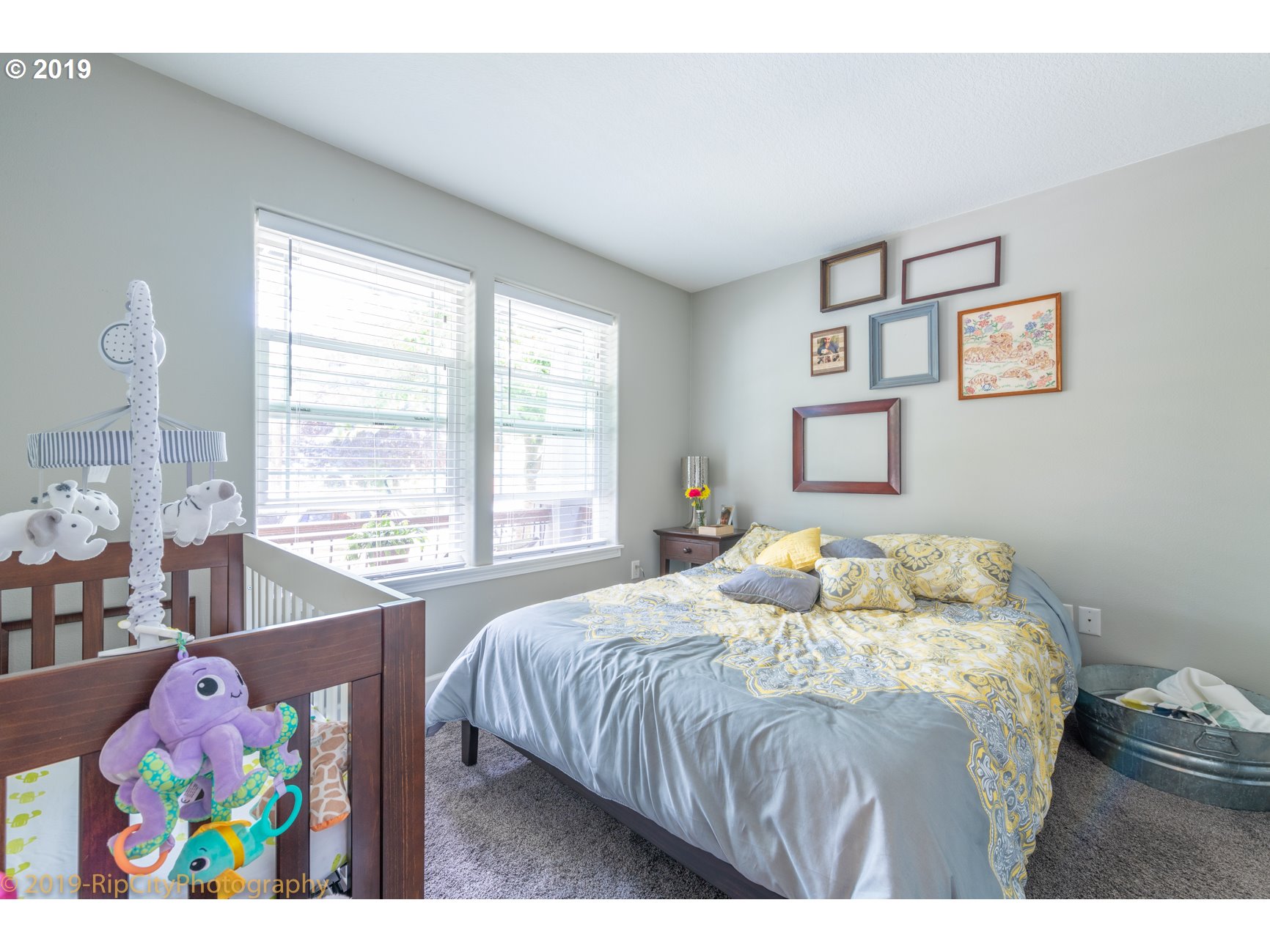 Photo #5: 19439583 Listing 