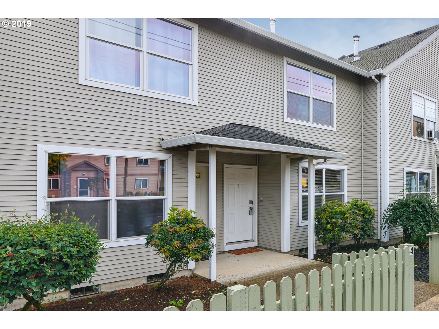 Photo #3: 19445930 Listing 