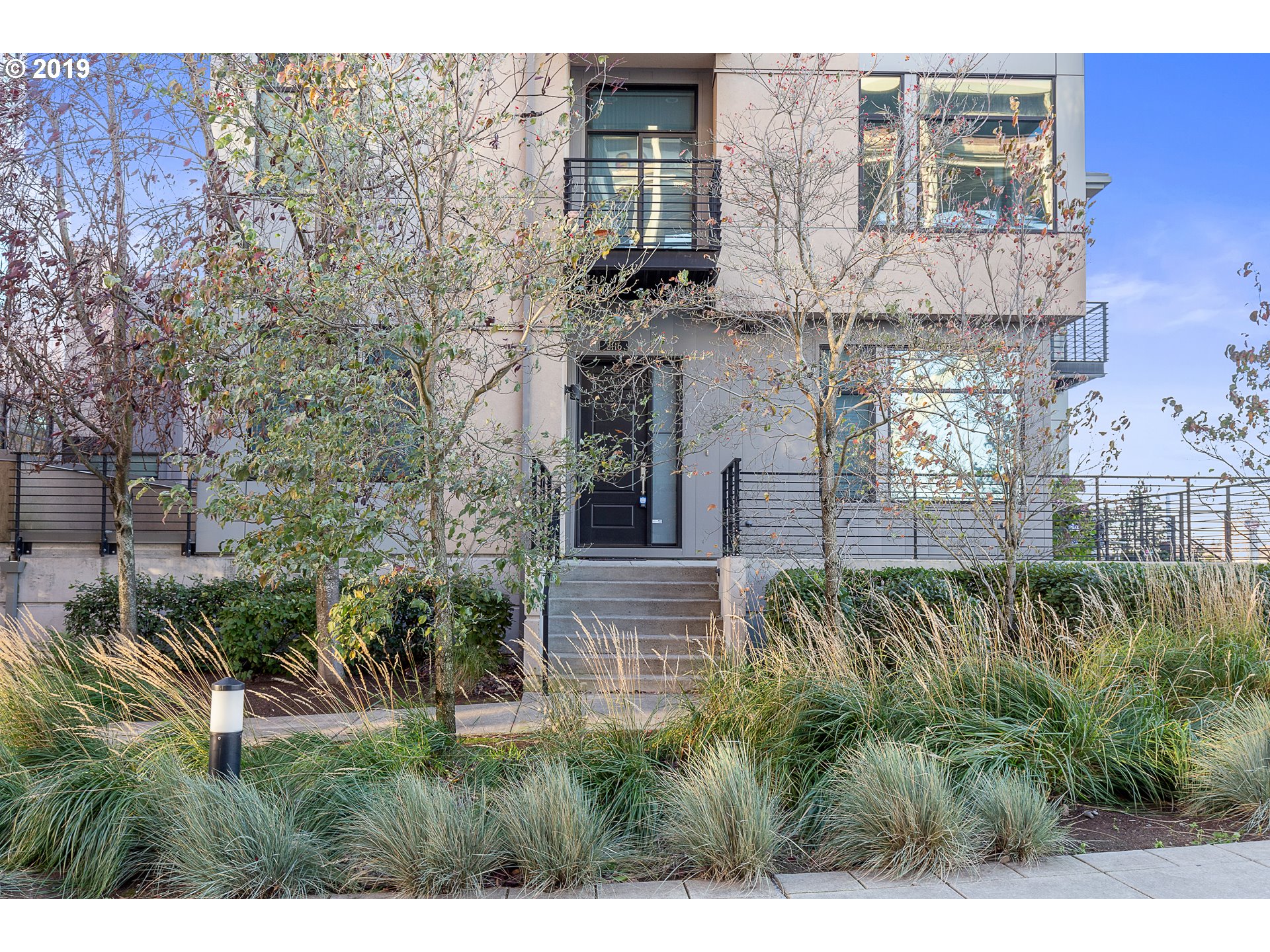 Photo #2: 19452390 Listing 