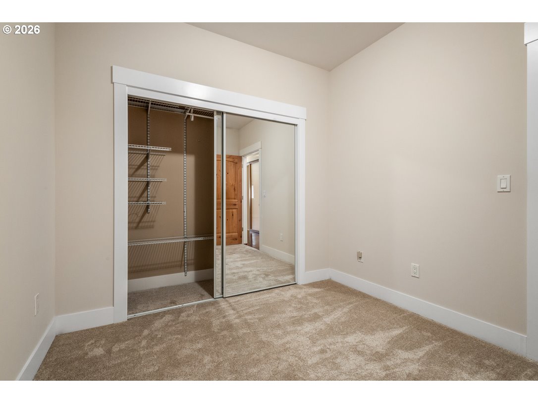 Photo #17: 194676434 Listing: Photo #17