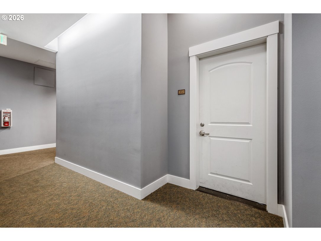 Photo #7: 194676434 Listing: Photo #7