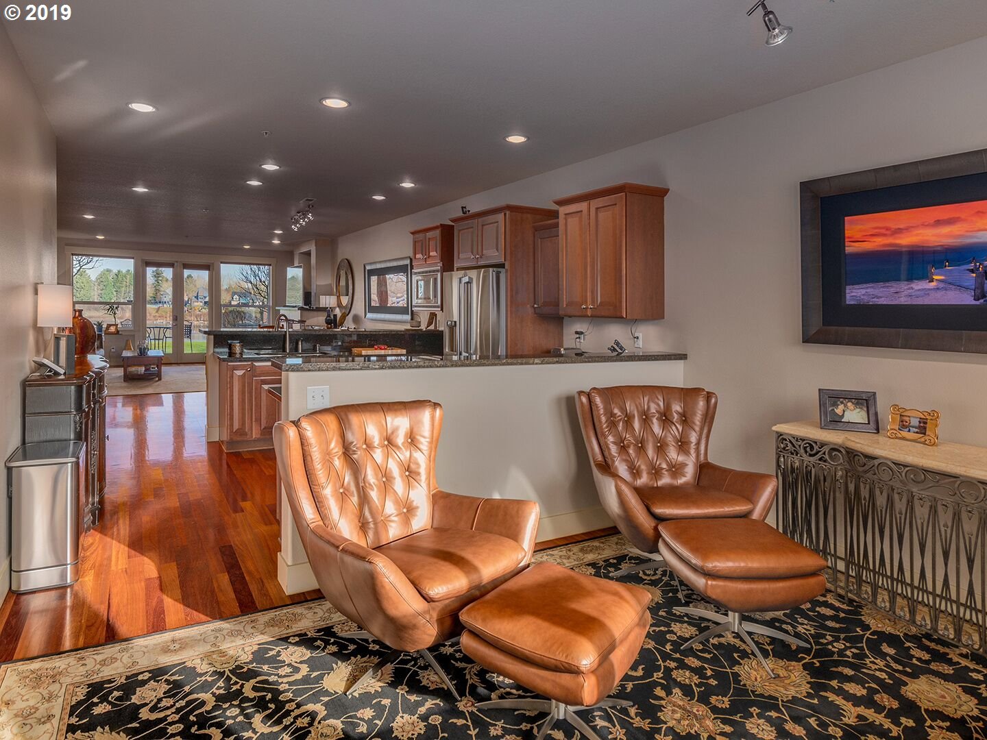 Photo #5: 19474606 Listing 