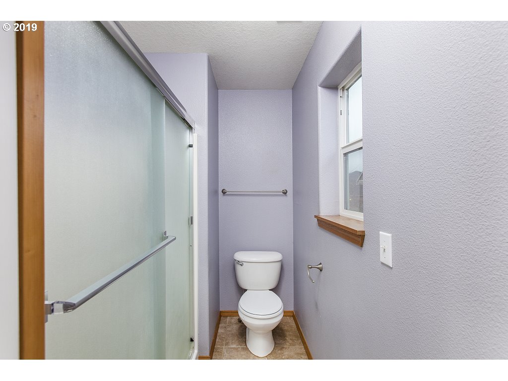Bathroom, Attached-Upper