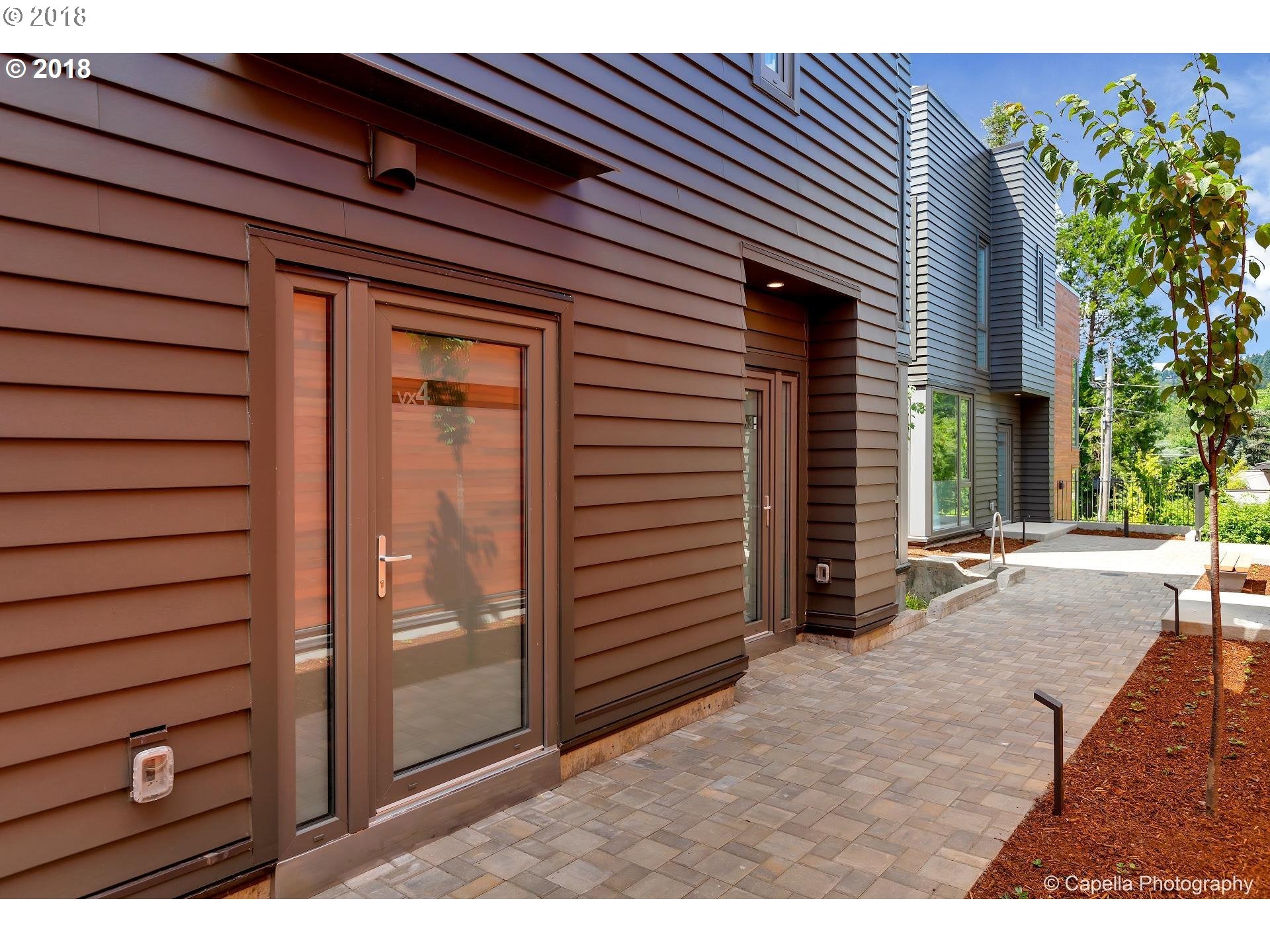 Photo #2: 19481902 Listing 