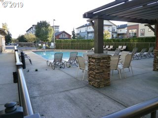 Photo #4: 19498753 Listing 