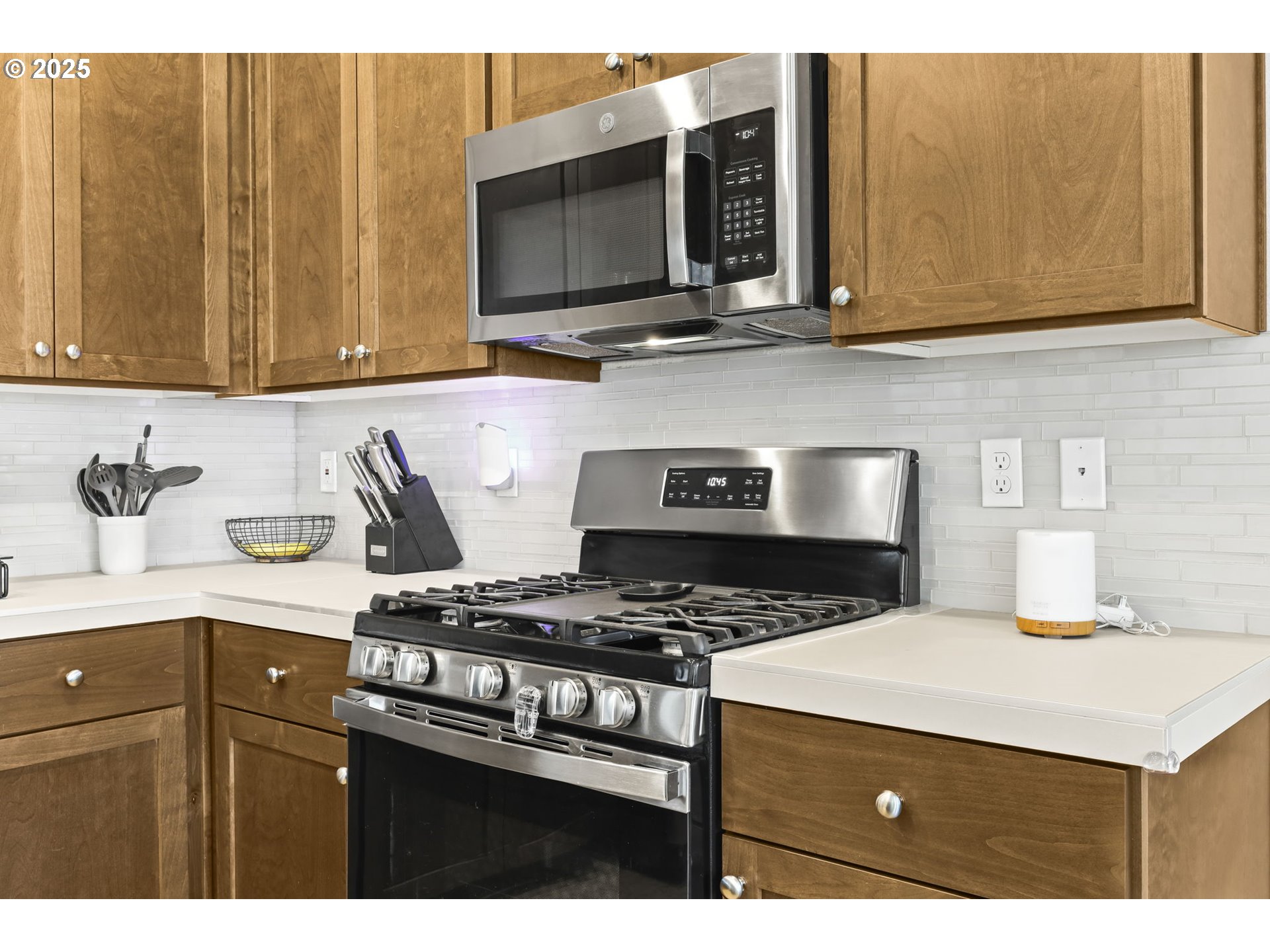 Photo #7: 195051034 Listing: Photo #7