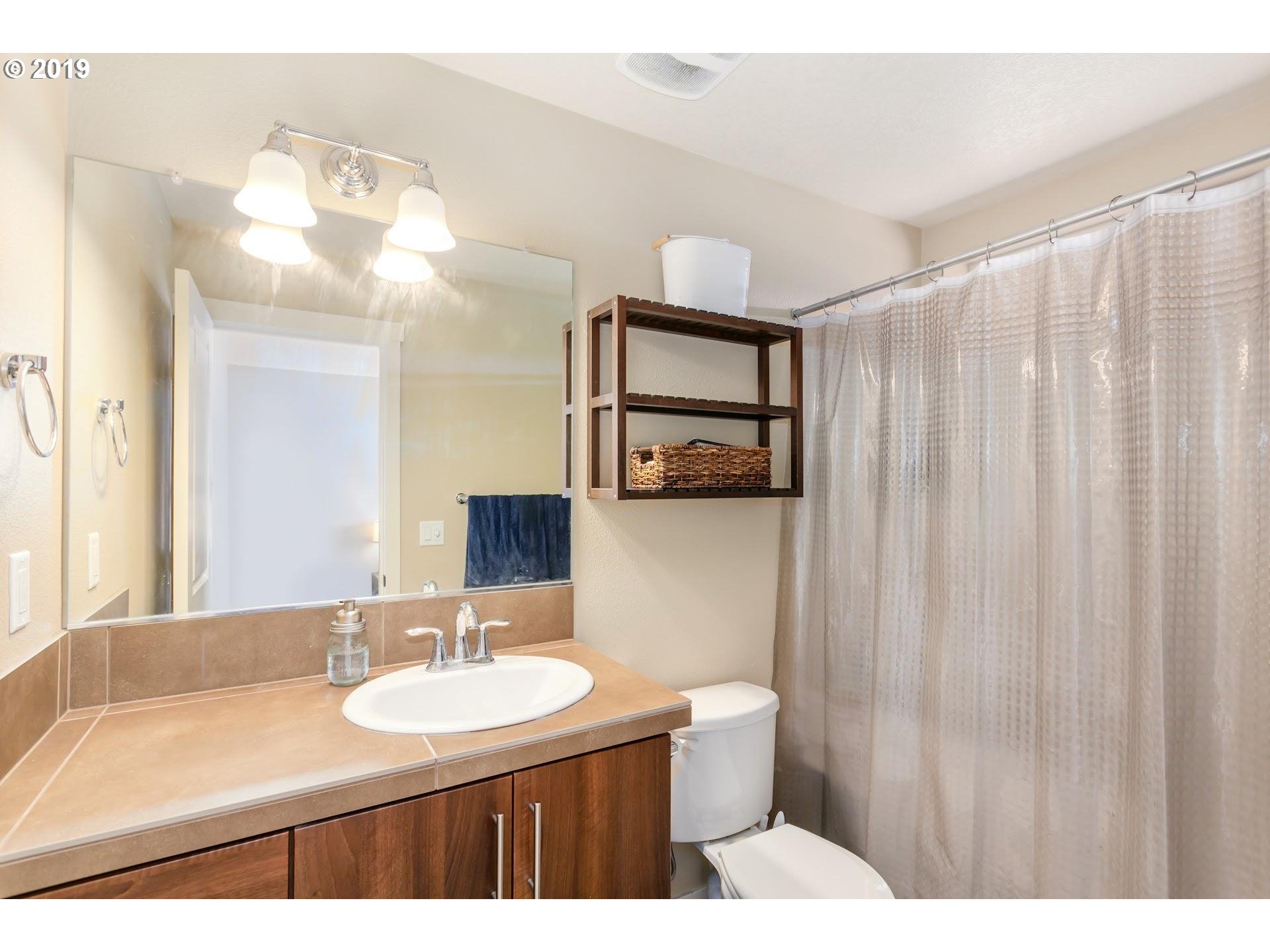 Photo #4: 19514907 Listing 