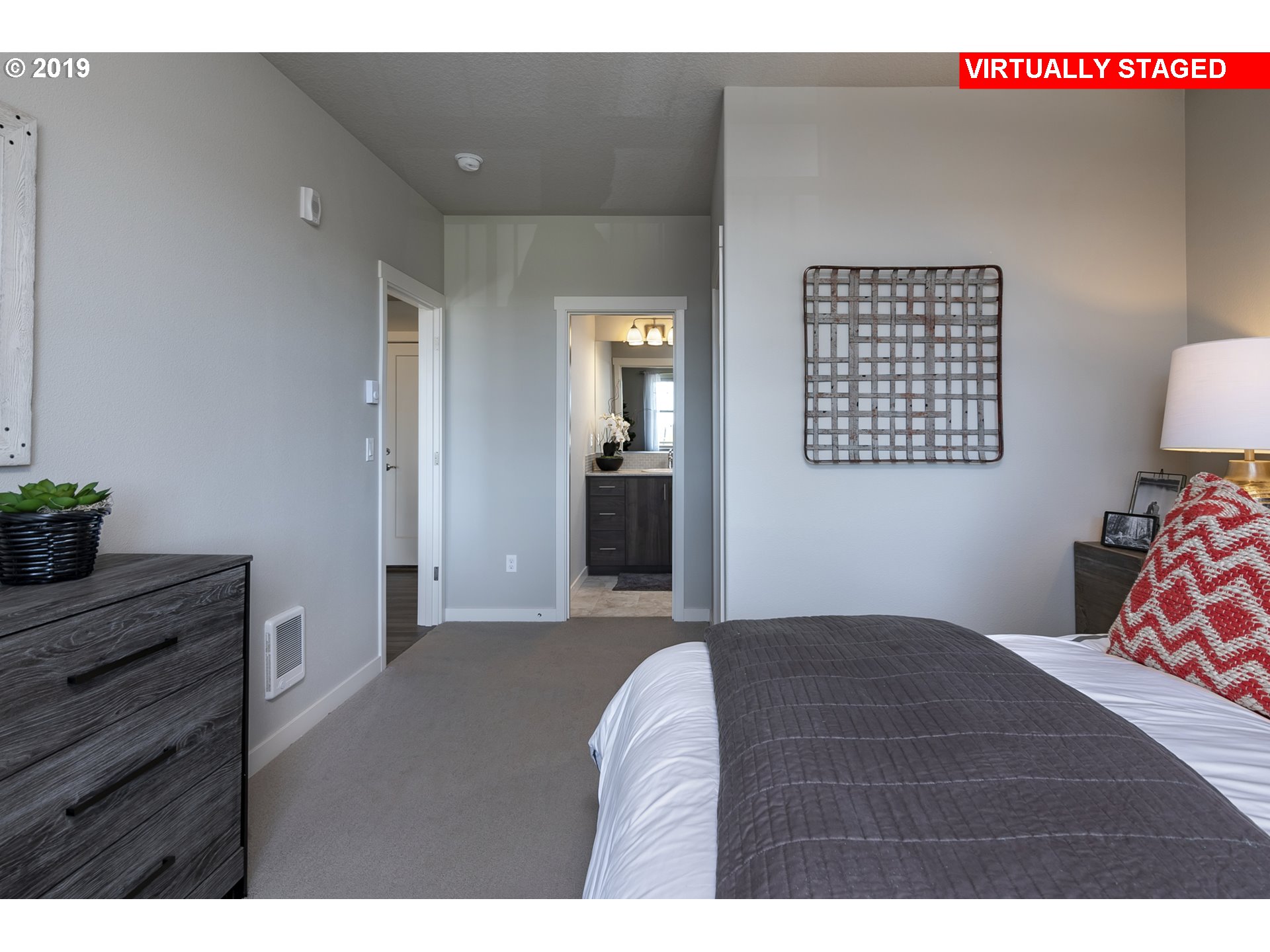 Bedroom, Primary