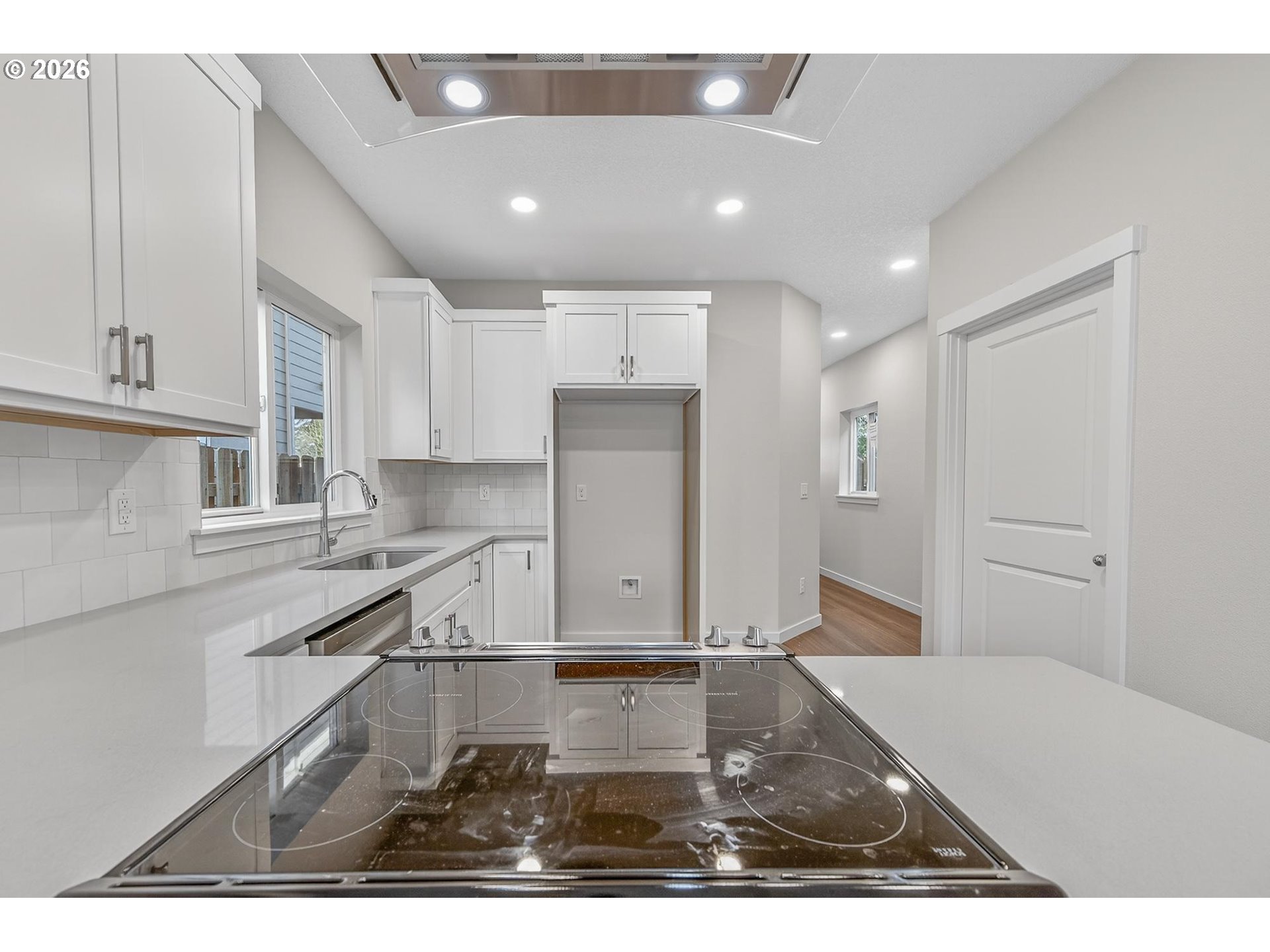 Photo #5: 195473154 Listing: Photo #5