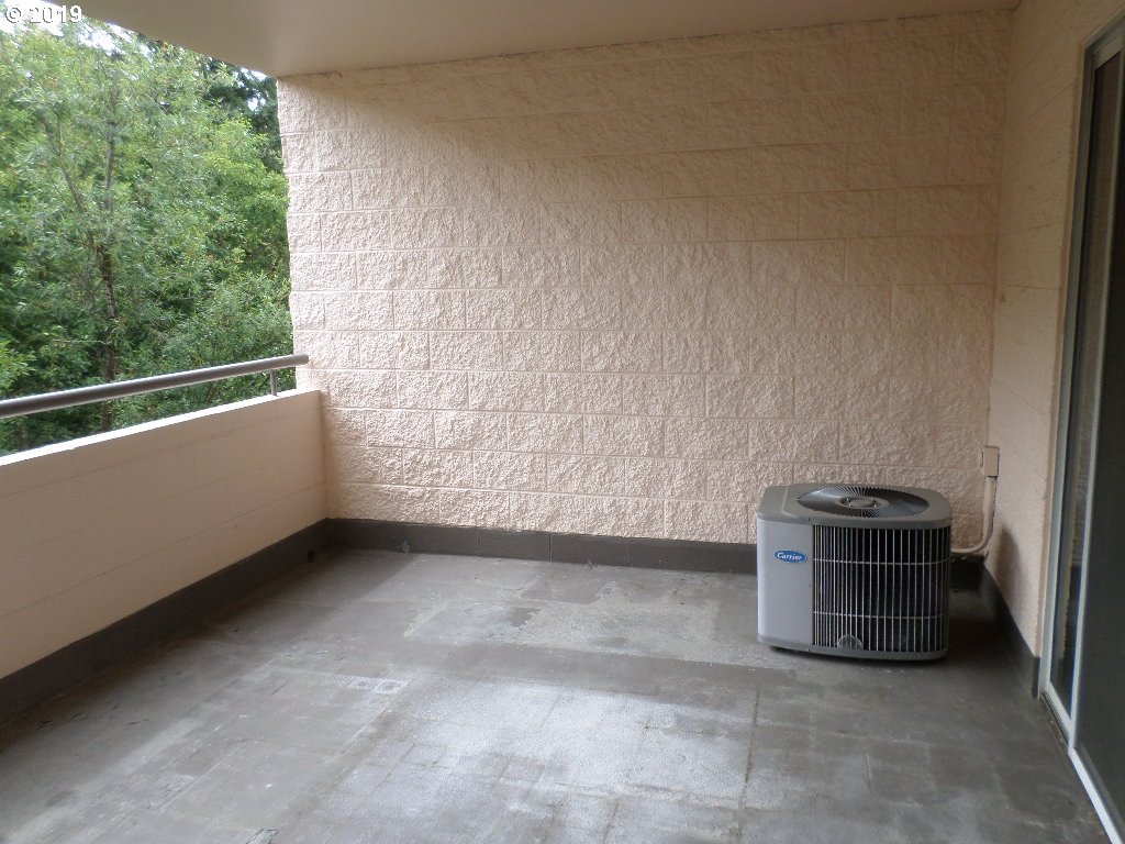 Photo #4: 19557412 Listing 
