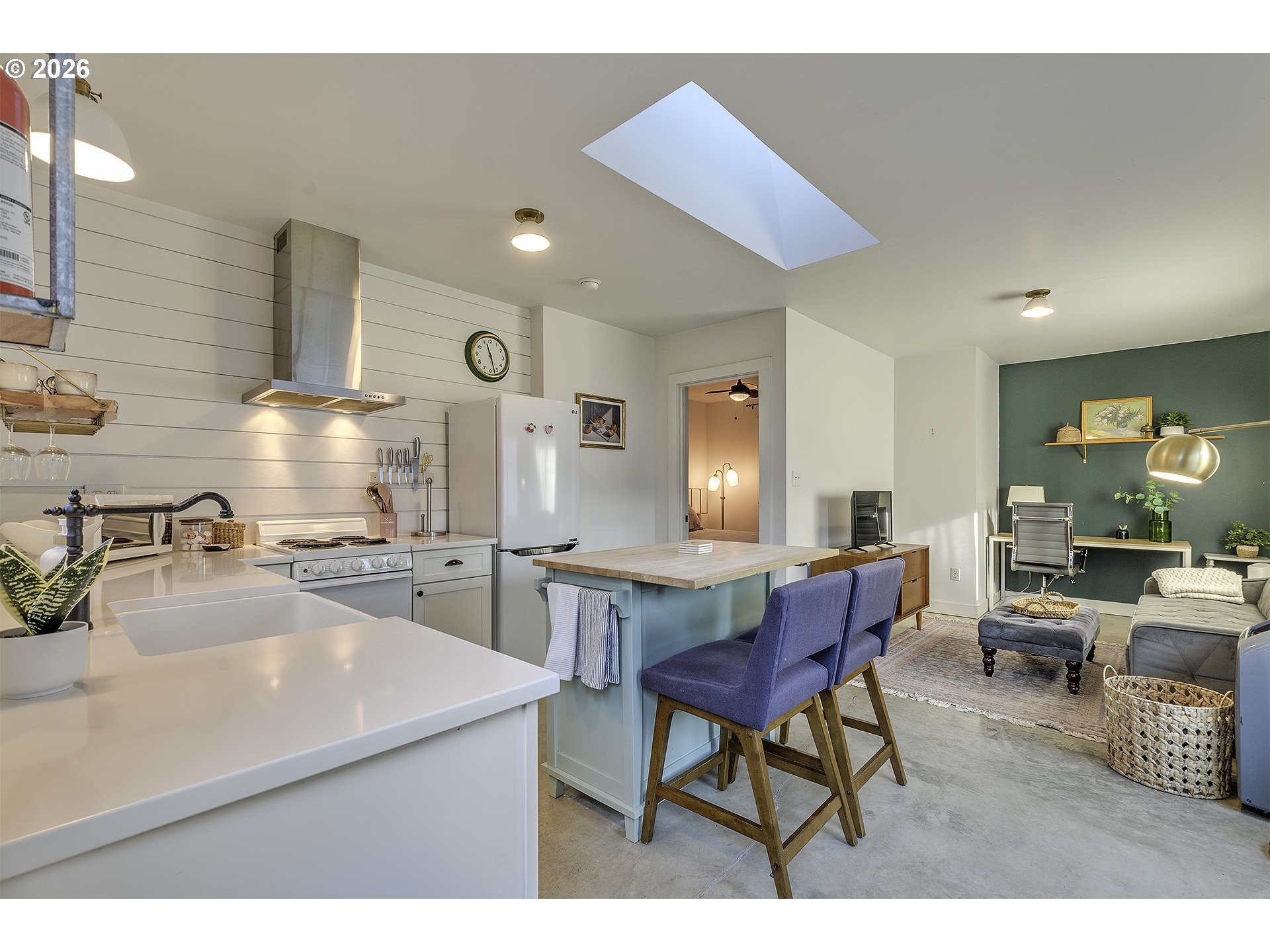 6223 N YALE ST, Portland, OR, 97203