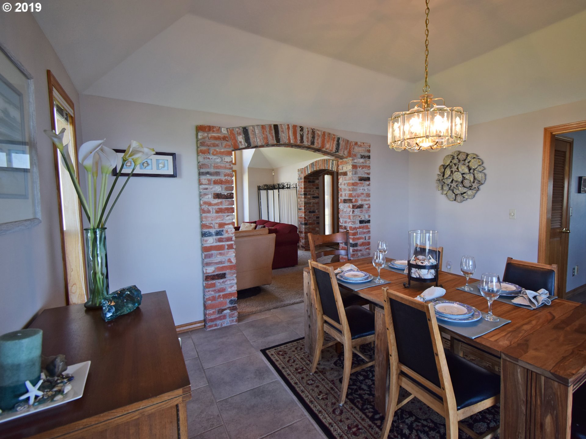 Dining Room-Vaulted Ceilings