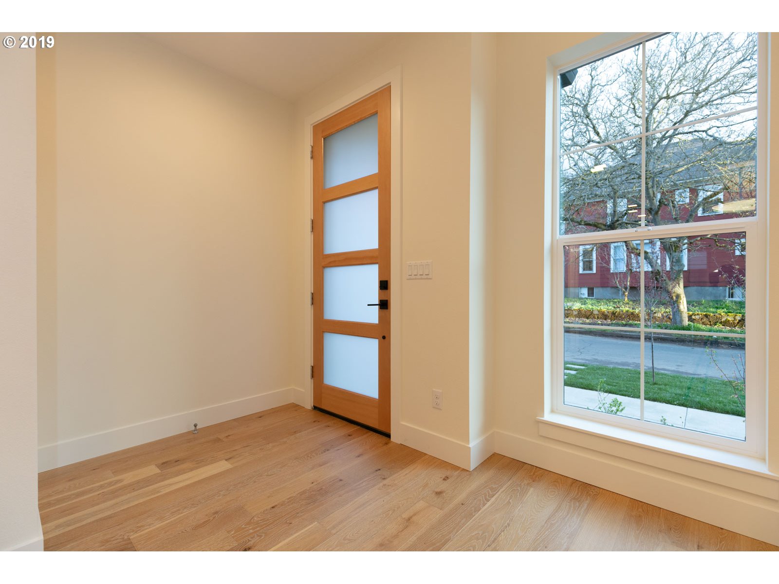 Photo #4: 19622439 Listing 