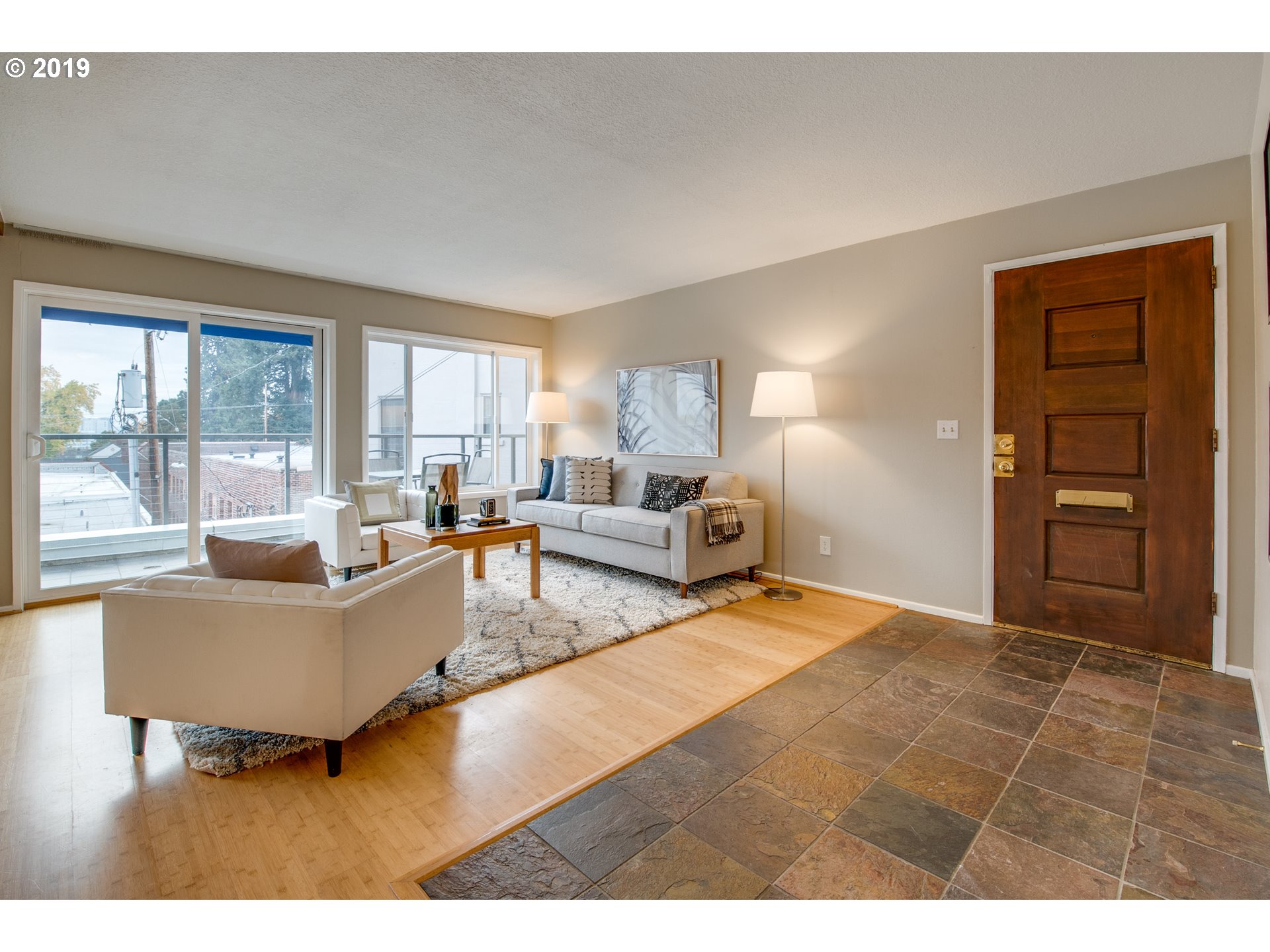 Photo #4: 19624204 Listing 