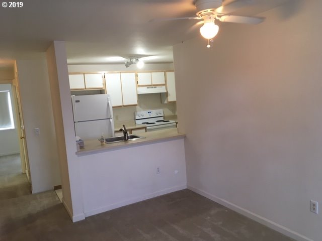 Photo #2: 19635709 Listing 