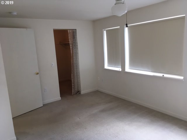 Photo #5: 19635709 Listing 