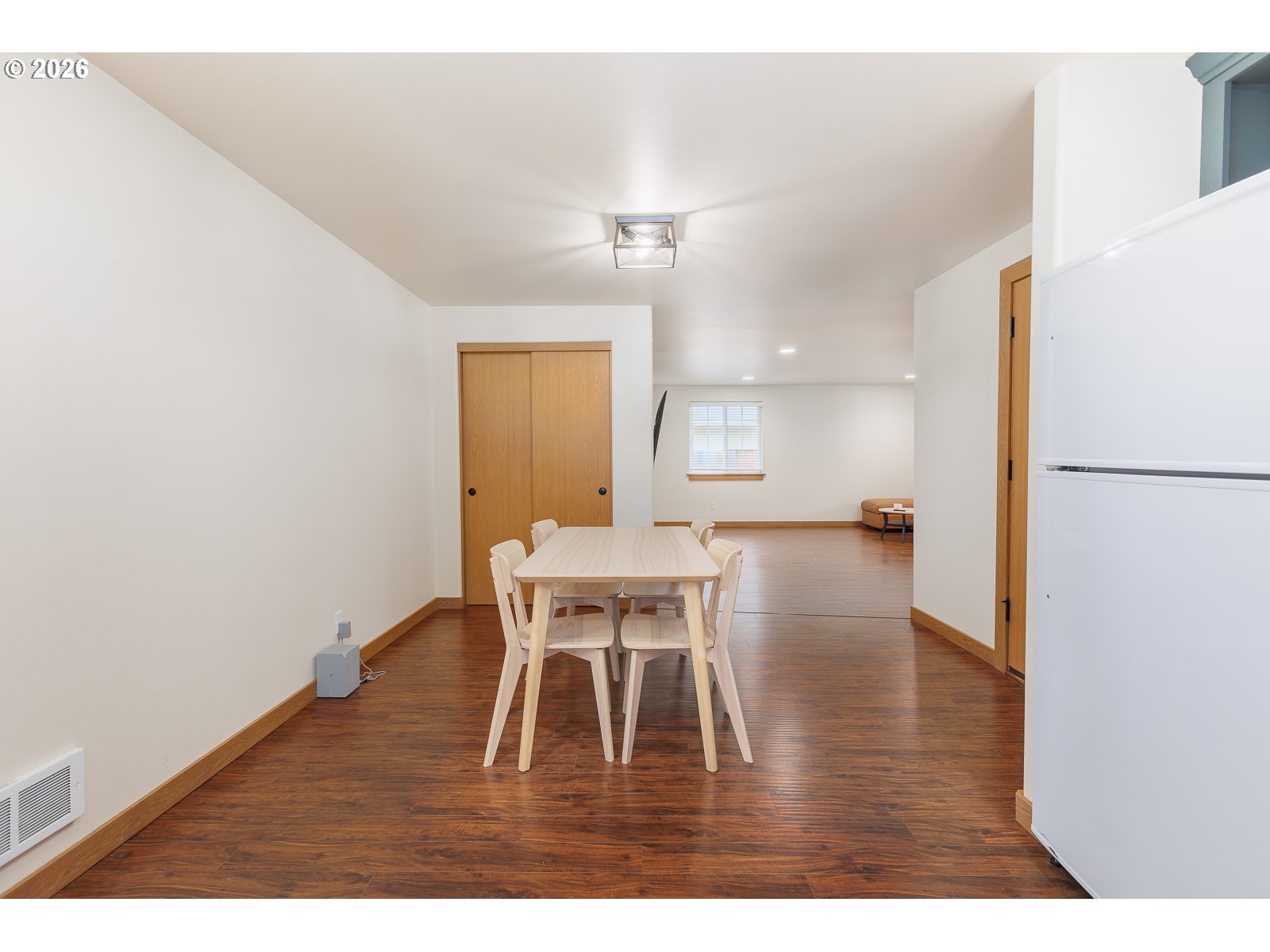 Property photo 6 of 33