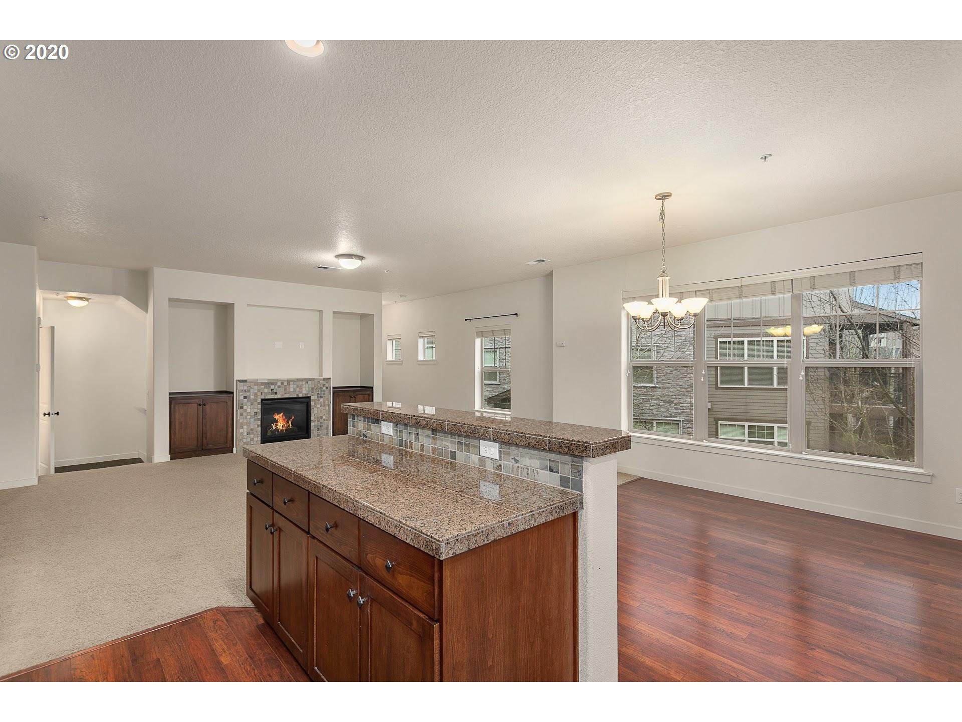 Photo #3: 19650632 Listing 