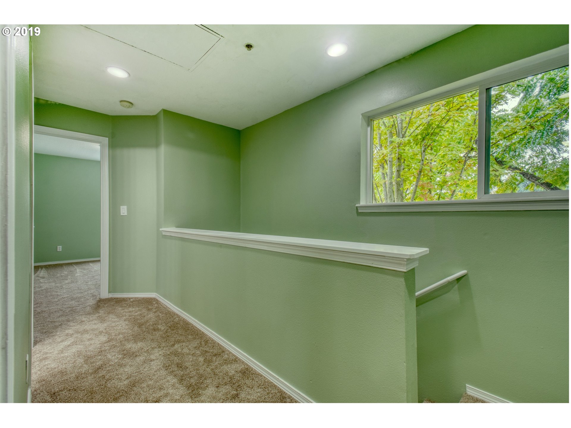 Photo #6: 19653391 Listing 