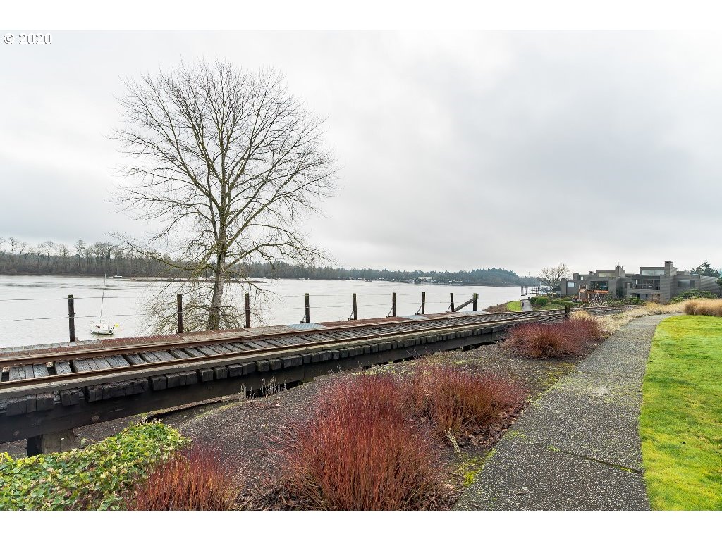 Photo #3: 19670184 Listing 