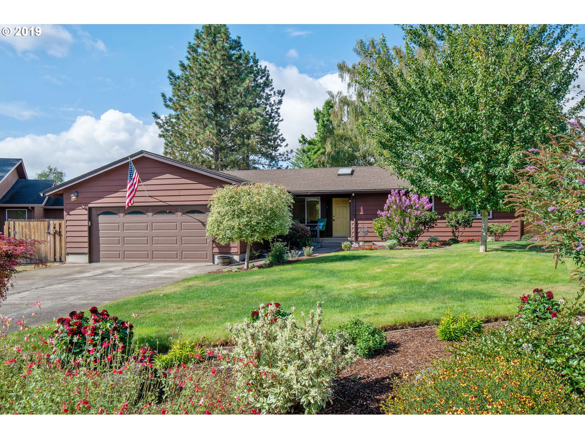1350 Sw Century Ct , Mcminnville, OR 97128 MLS19694530 Sold 329