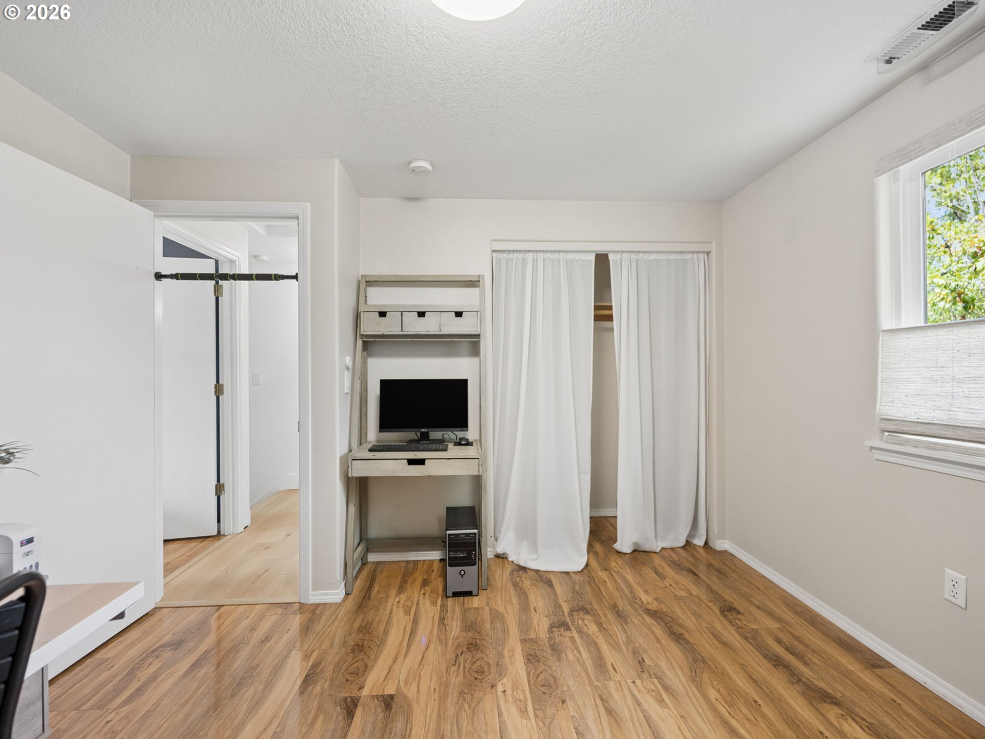 Property photo 21 of 32