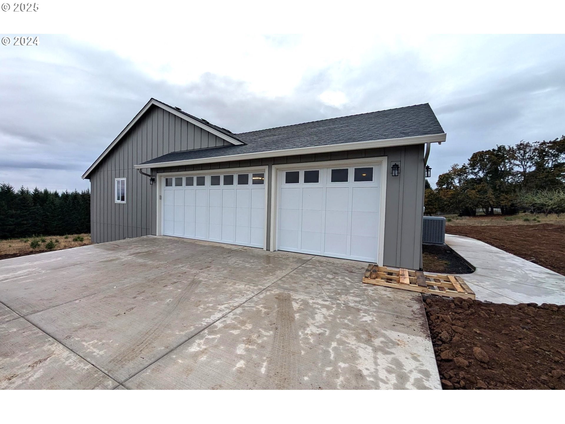 16575 SE WOODLAND HEIGHTS RD, Amity, OR, 97101