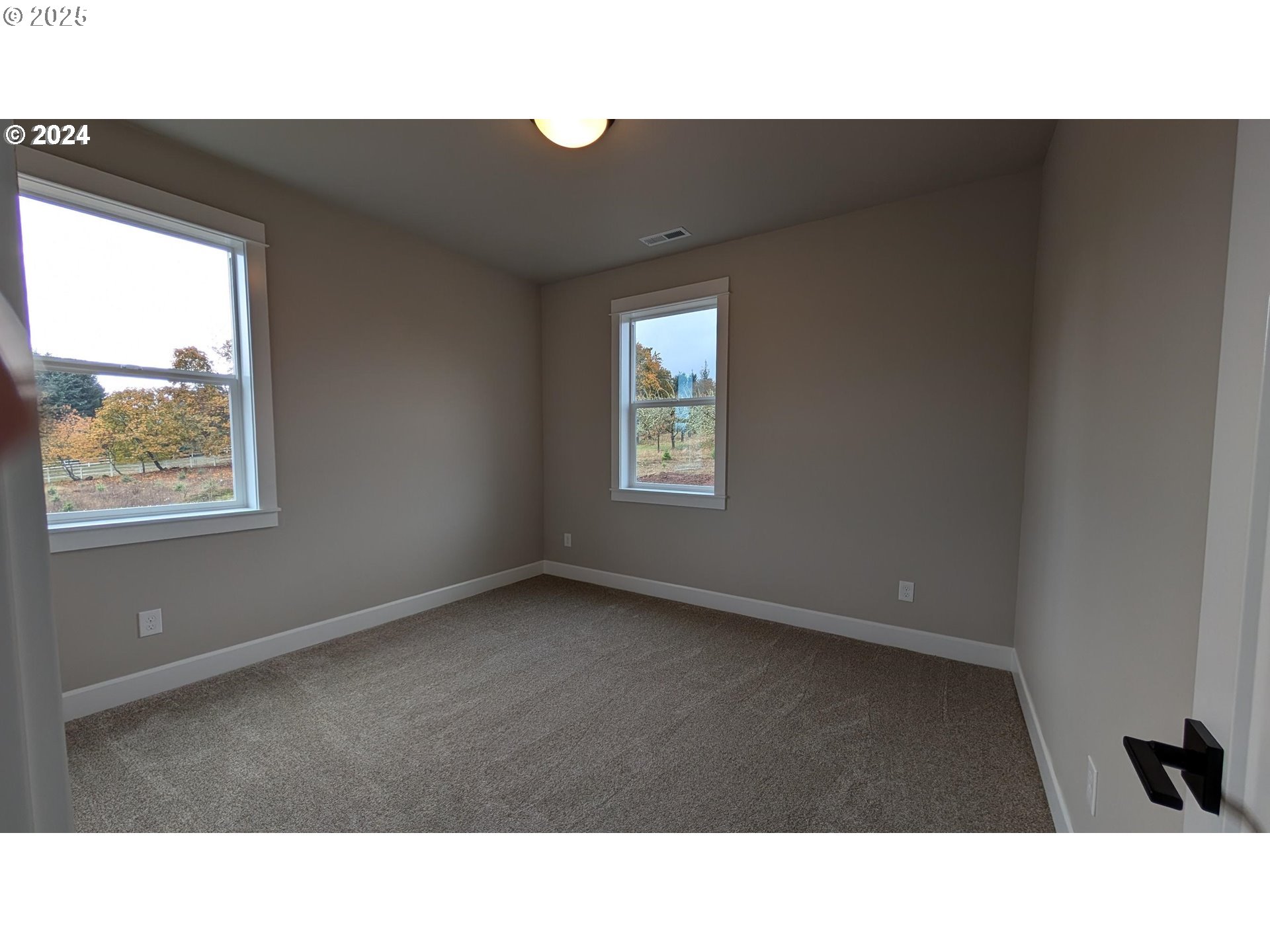16575 SE WOODLAND HEIGHTS RD, Amity, OR, 97101