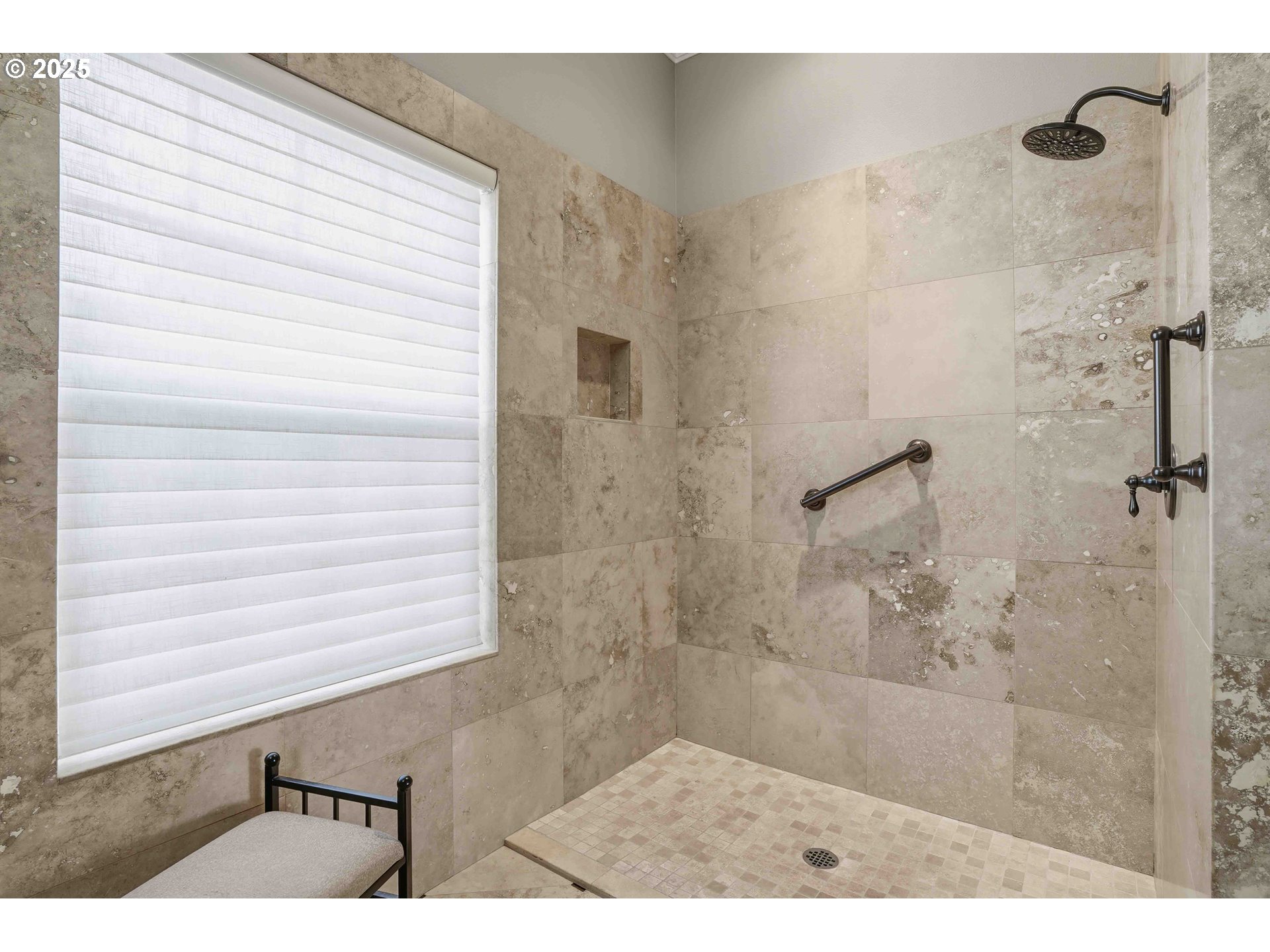 1016 SE 64TH CT, Vancouver, 4 Bedrooms Bedrooms, ,4.3 BathroomsBathrooms,Residential,For Sale,64TH,0,197645566